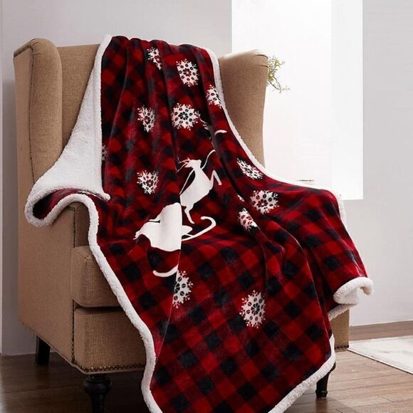 NEW! Red Black Buffalo Plaid Christmas Reindeer Buttery Soft Sherpa Throw - Picture 2 of 3